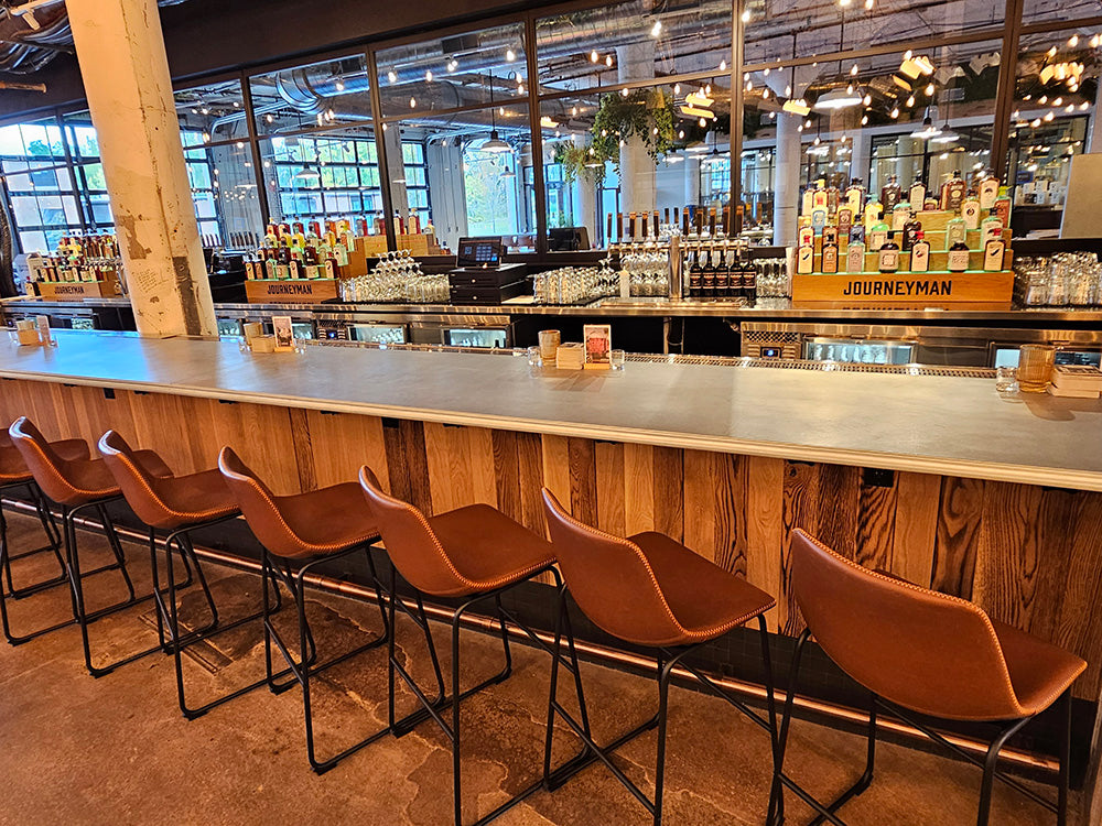 Destilería Journeyman en American Factory