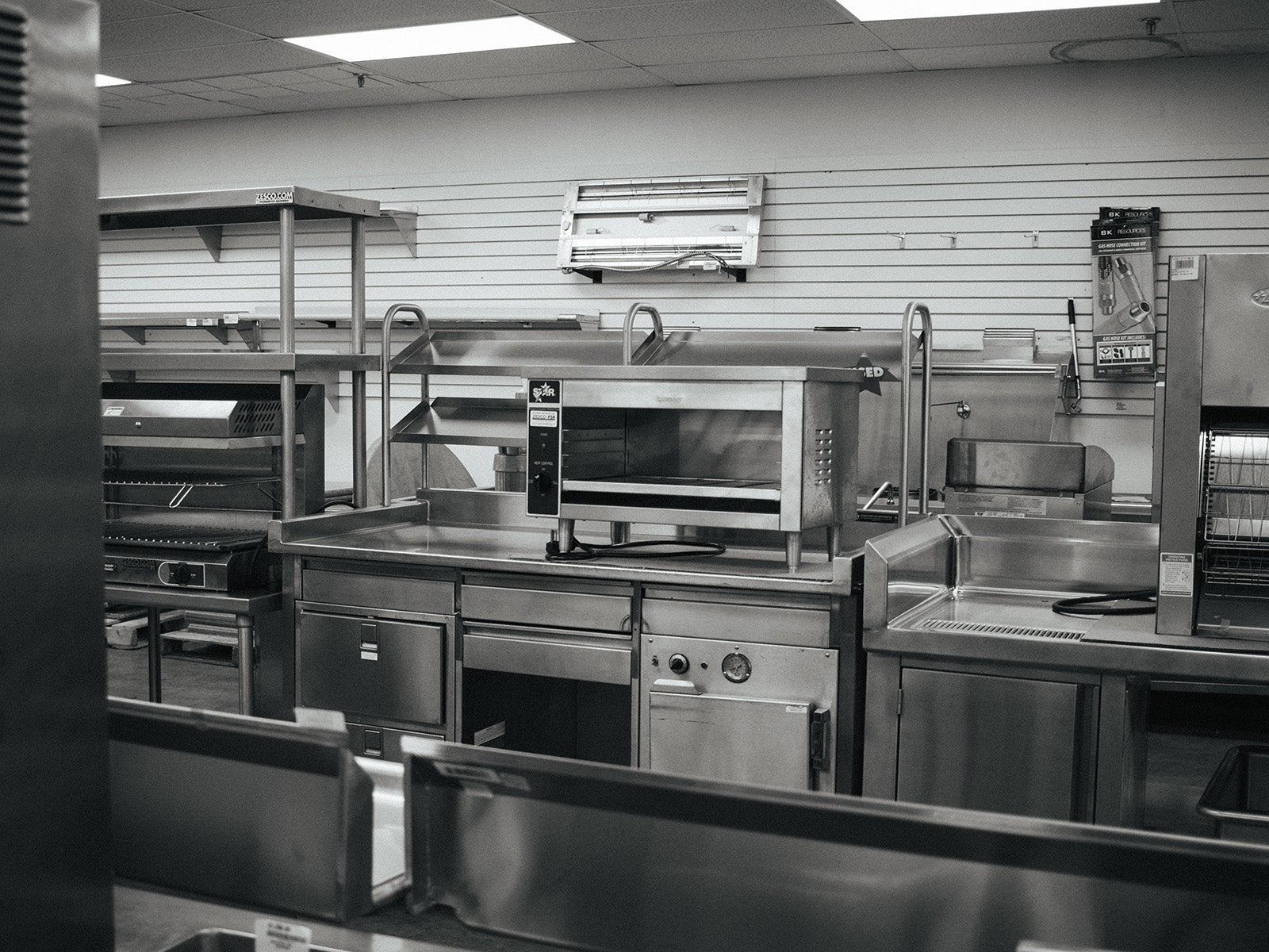 Equipos y asesoramiento en exposición